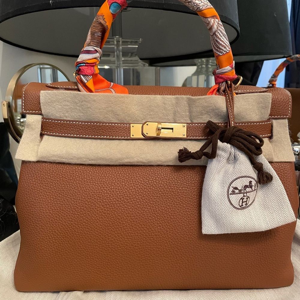 Hermes Kelly32